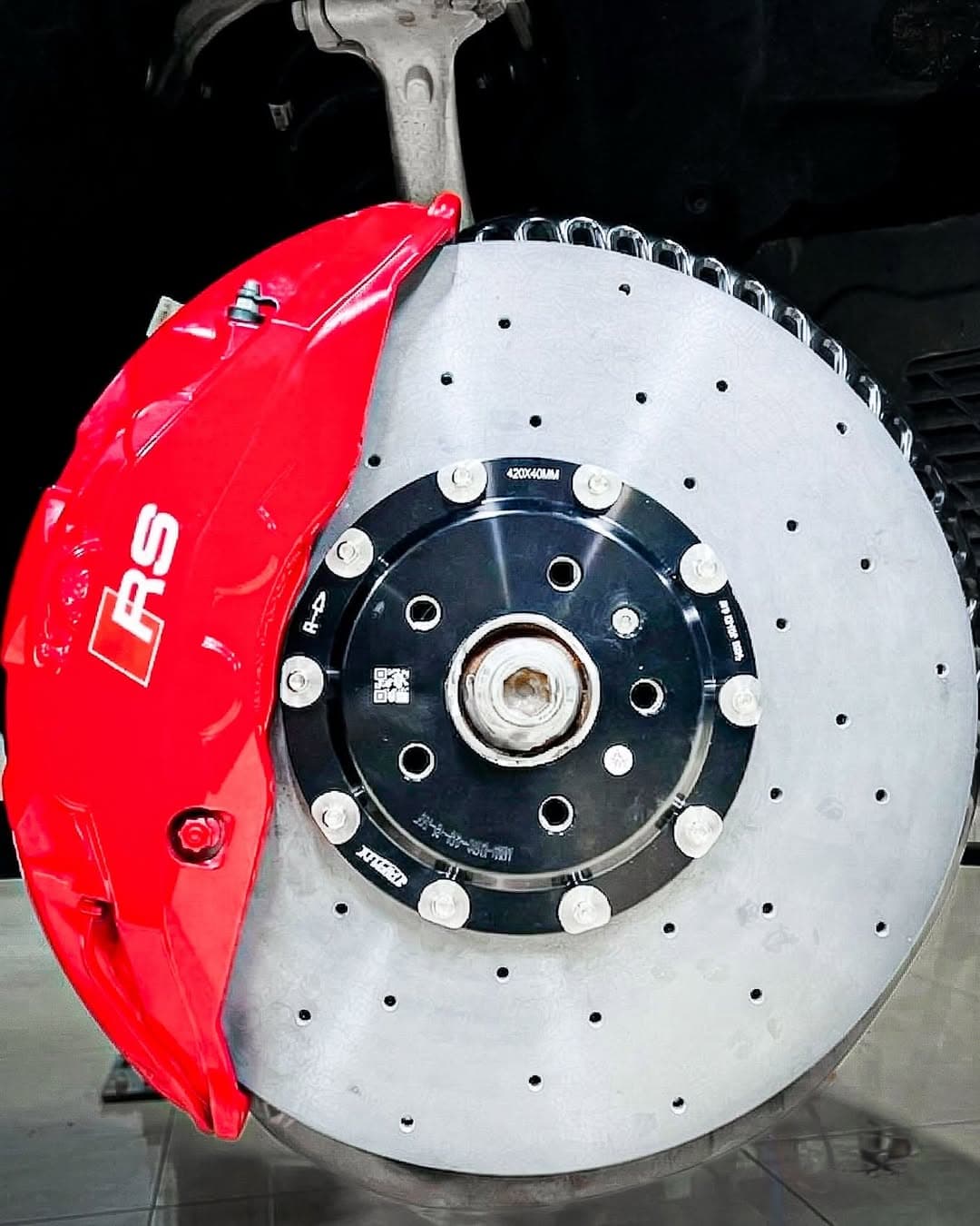 One Company - DWbybFkjHXp