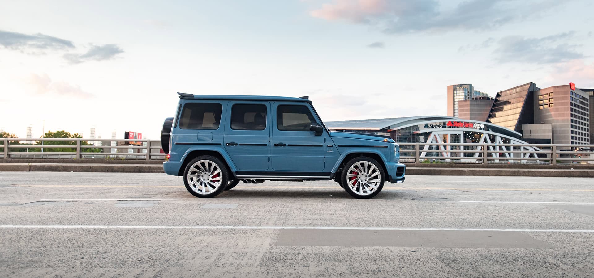Карбоновий задній тримач колеса Urban для Mercedes-Benz G-Wagon W463A - задня вісь