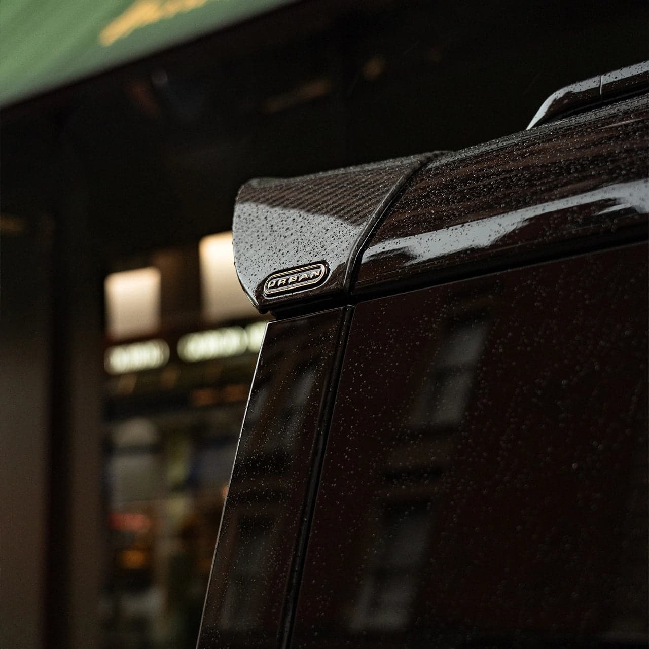 Нижній задній спойлер Urban для Rolls-Royce Cullinan Series 1 / 2 - Visual Carbon Fibre - Image 1