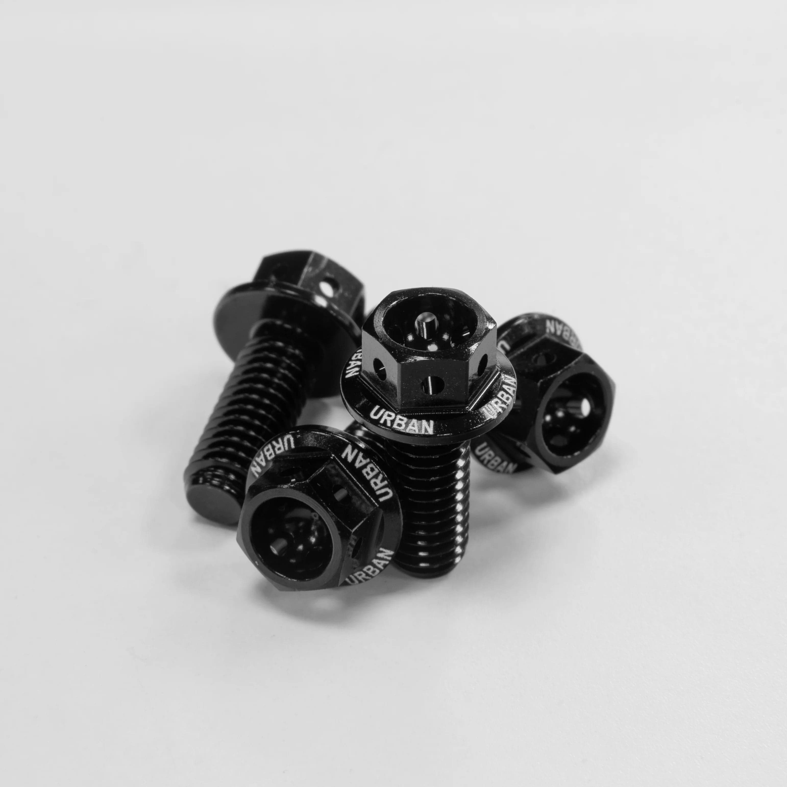 Інтер’єрний комплект болтів Urban Probolt Black для Defender L663 110/130