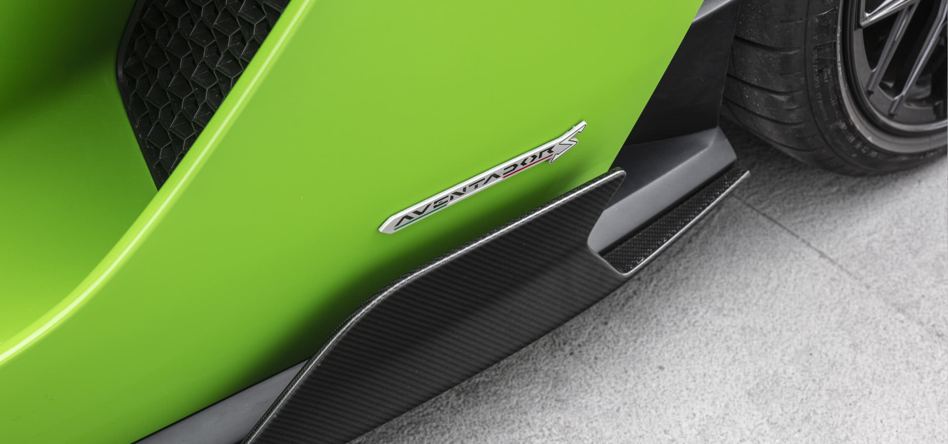 Urban Aventador S - Image 13