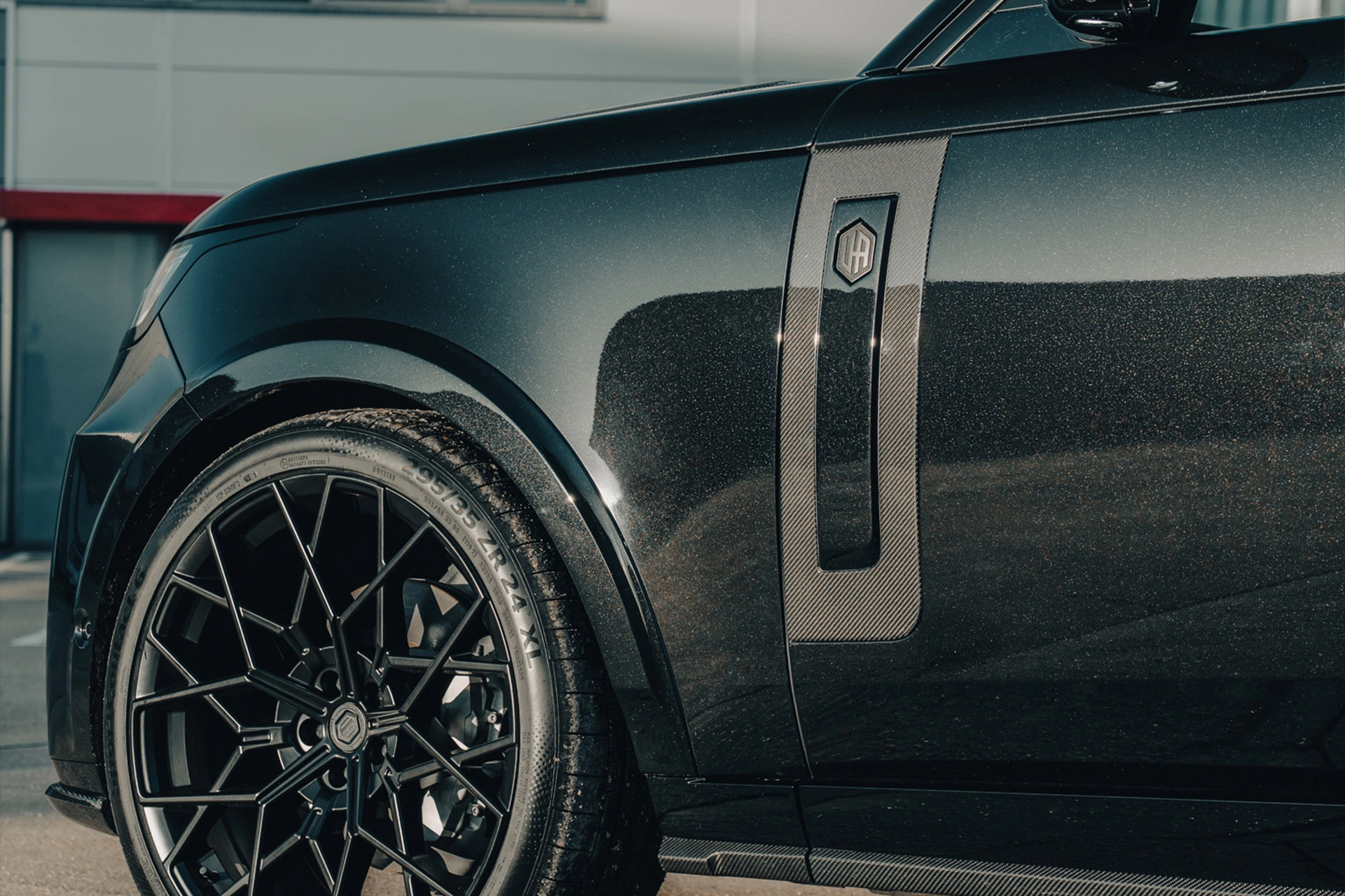 Range Rover - Image 4